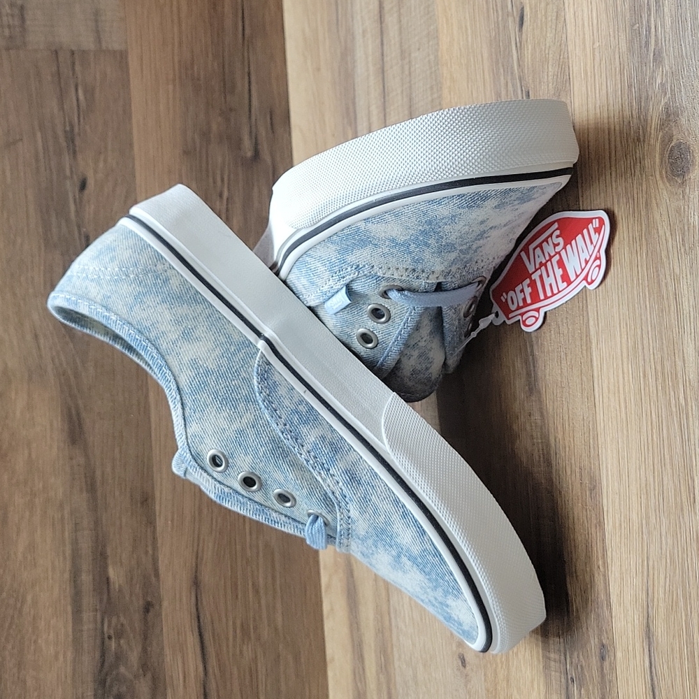 Van's Authentic Brand new. - Picture 8 of 10